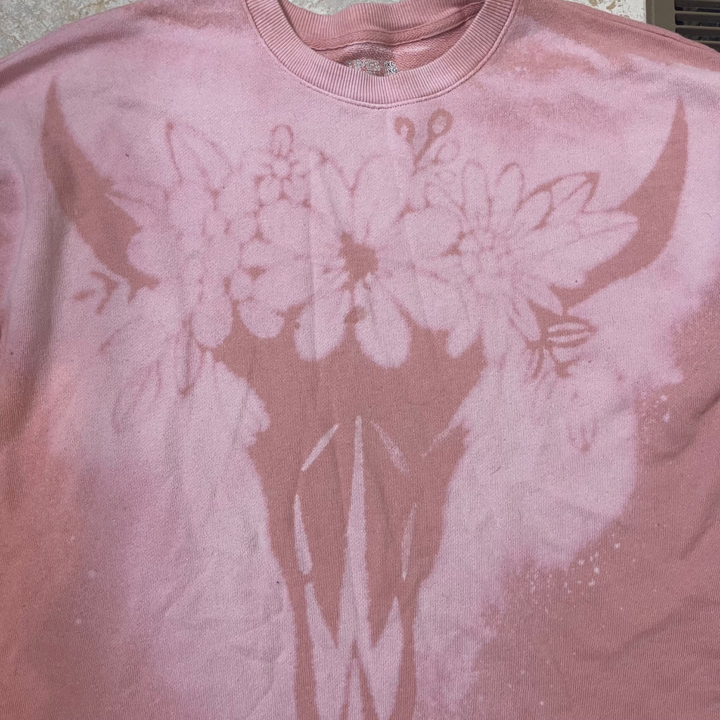 Bleach Painted Cow Skull and Flower Crown Sweatshirt Women's XL