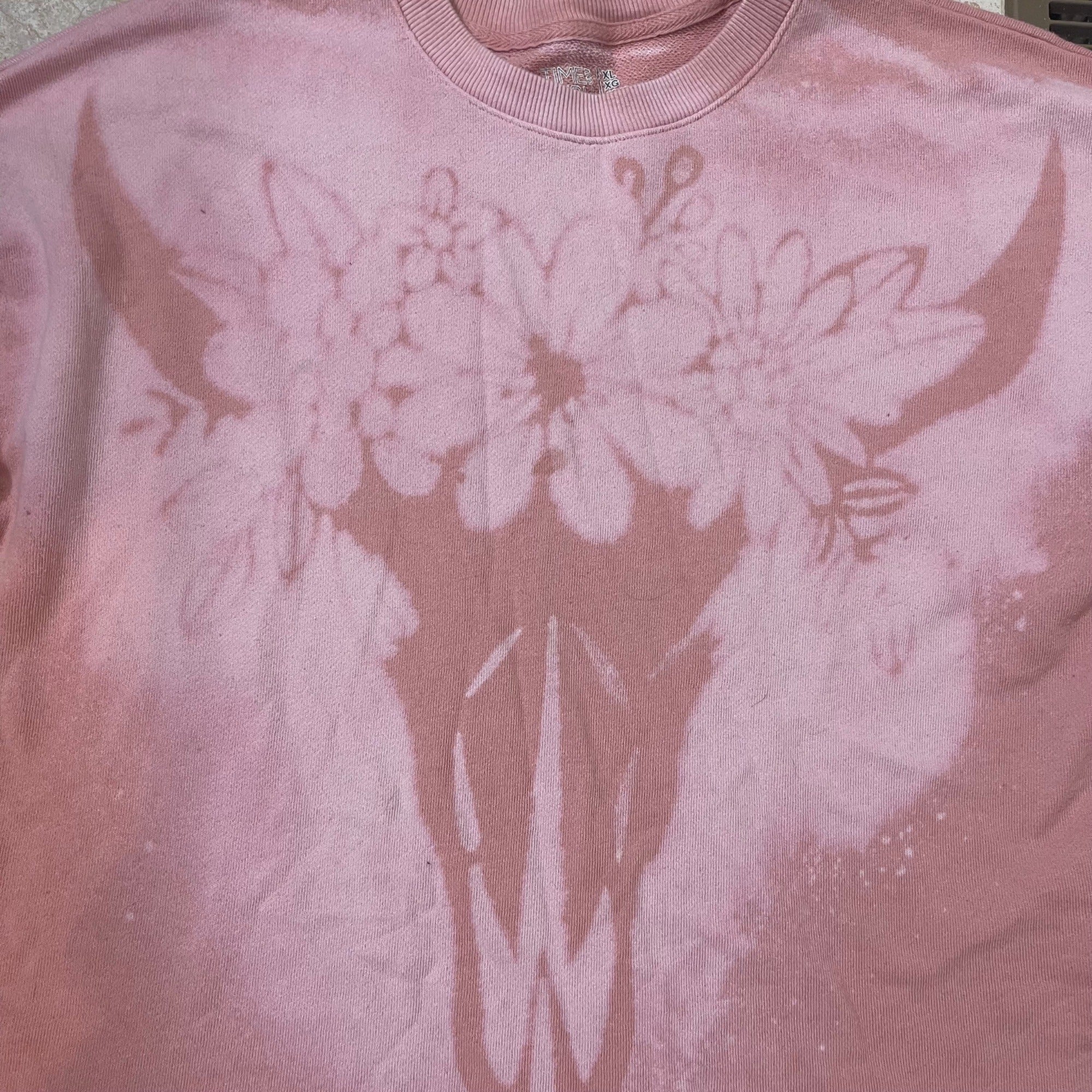 Bleach Painted Cow Skull and Flower Crown Sweatshirt Women's XL